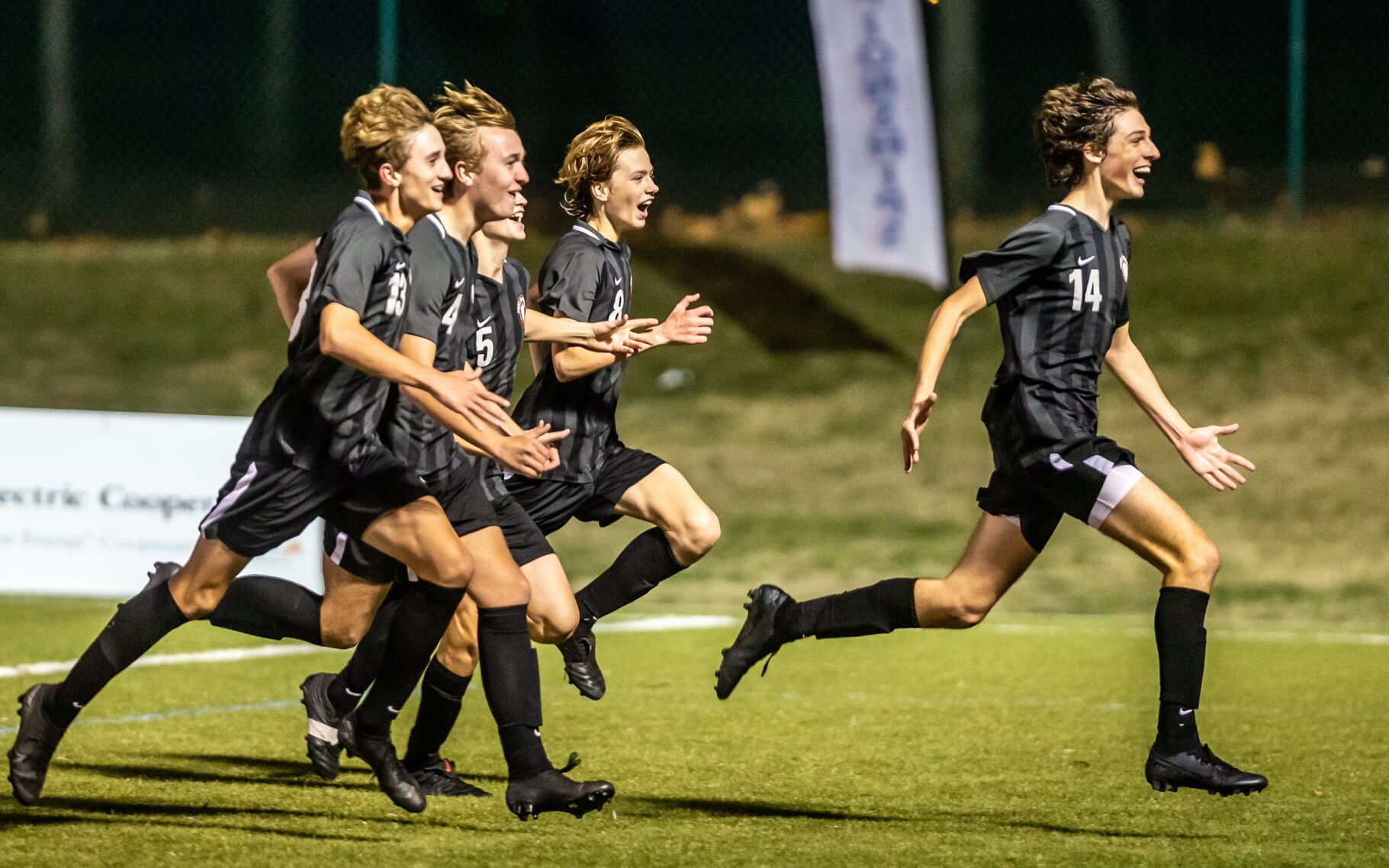 Fort Zumwalt South vs. Cape Notre Dame soccer